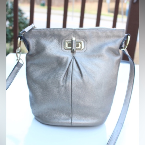 B. Makowsky bucket cross body bag - Picture 7 of 8